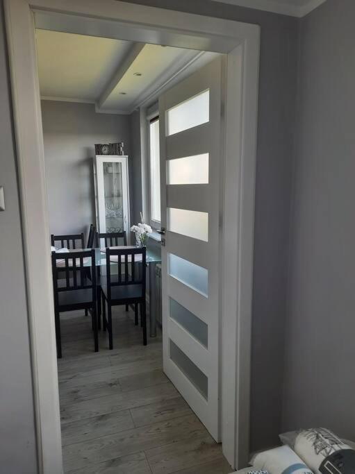 Urocze Mieszkanko 1,25 Km Do Morza Baltyckiego Apartment Gdansk Bagian luar foto